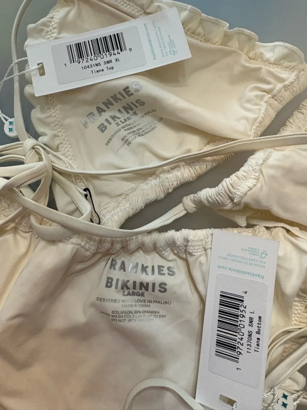 FRANKIES BIKINIS Tiana Ruffle Triangle Bikini Set NWT B14